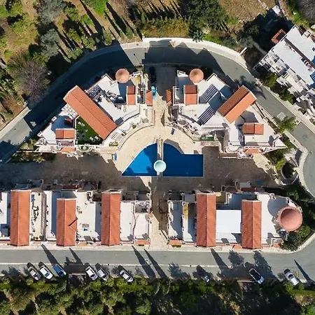 Maisonette In Universal - Pool & Parking Paphos